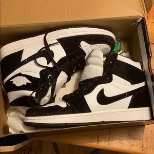 Nike Air Jordan 1 “Twist” men’s 7 women’s 8.5